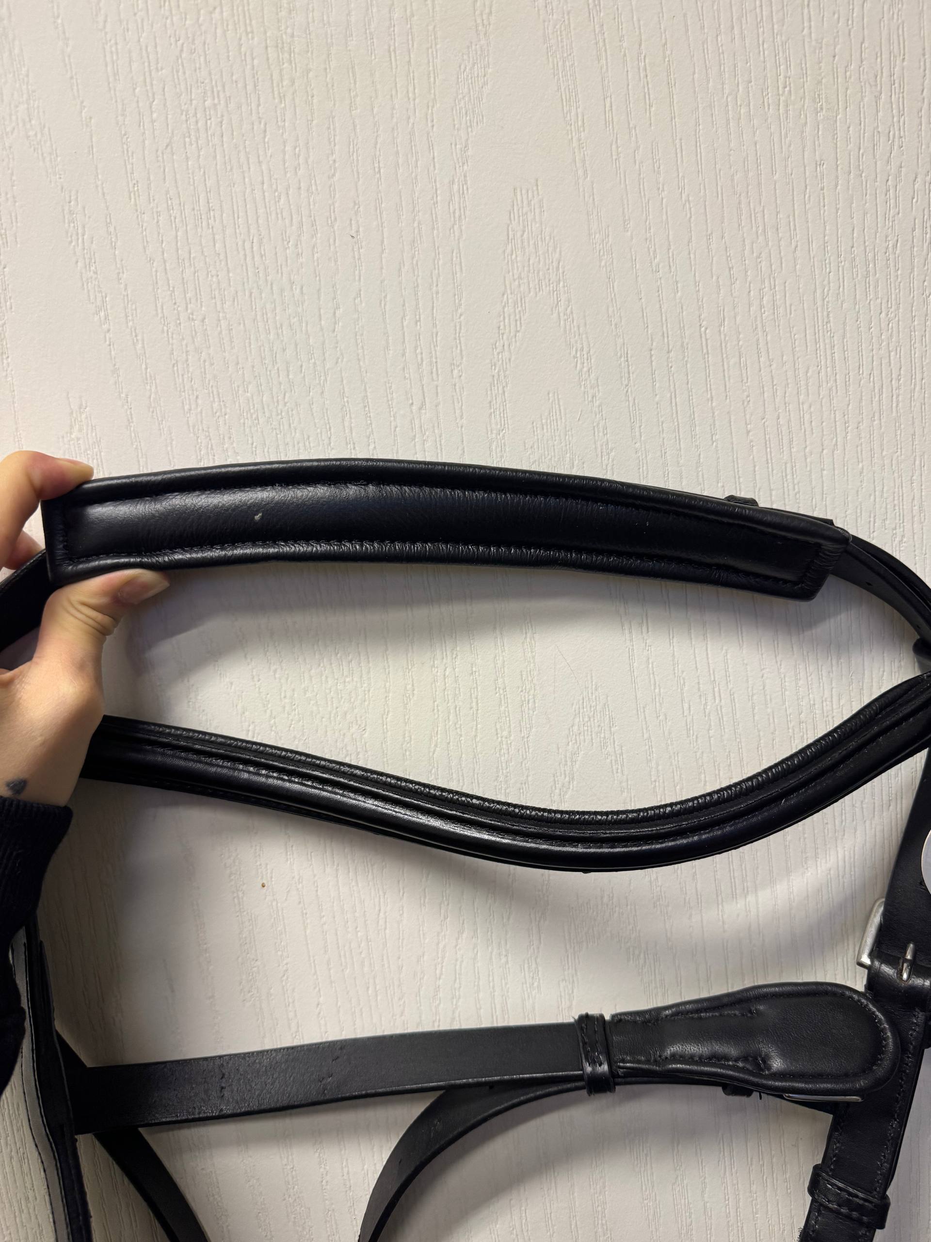 Капцунг (кавессон кожаный) от Stable.by